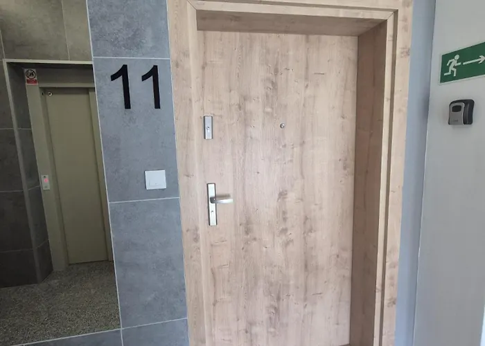 Blue Sky & アパート